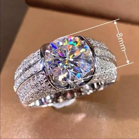 HALO 925 STERLING SILVER DIAMOND RING, CUTE RING, SHINY RING. - Picture 6 of 6